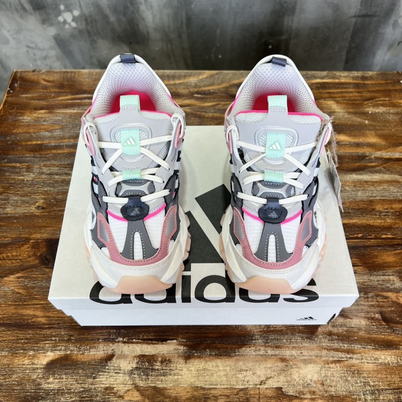 Adidas Sneakers